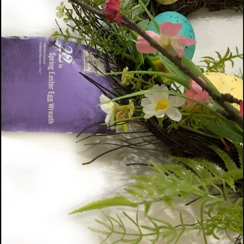 Spring Easter Egg Wreath 22” GrapeVine Stippled Pastel Eggs and Spring Flowers